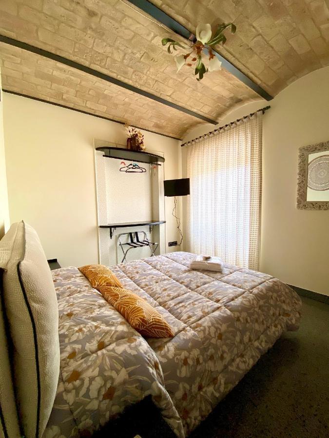 B&B Terrazza Sul Borgo 모글리아노 외부 사진